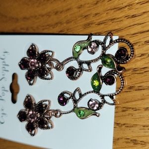 Beautiful purple flower earrings